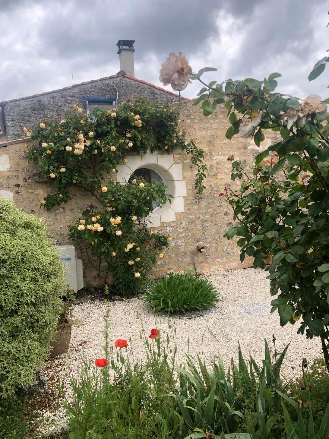 Maison Althea Rosea - 3 Chambres Et Piscine Nieulle-sur-Seudre ภายนอก รูปภาพ